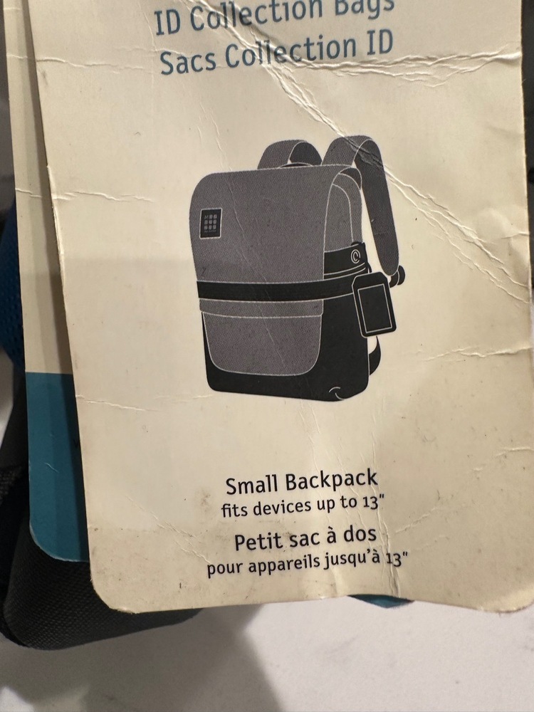 NWT Moleskine Backpack Small Blue Black Sacs Collection ID Crosshatch Adjustable - Picture 7 of 16
